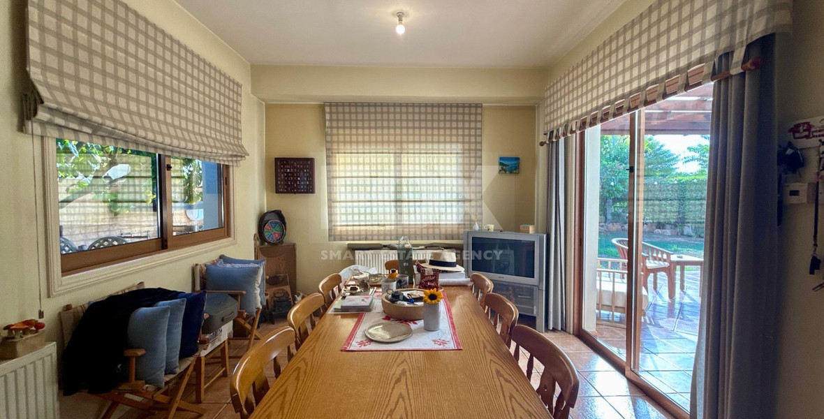 Four bedroom detached villa in two levels  in Agios Georgios Havouzas for sale, Limassol