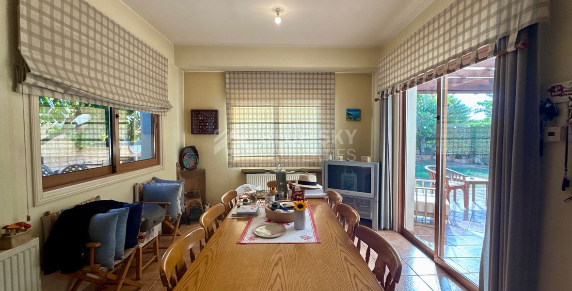 Four bedroom detached villa in two levels  in Agios Georgios Havouzas for sale, Limassol