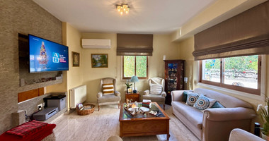 Four bedroom detached villa in two levels  in Agios Georgios Havouzas for sale, Limassol