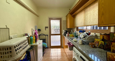 Four bedroom detached villa in two levels  in Agios Georgios Havouzas for sale, Limassol