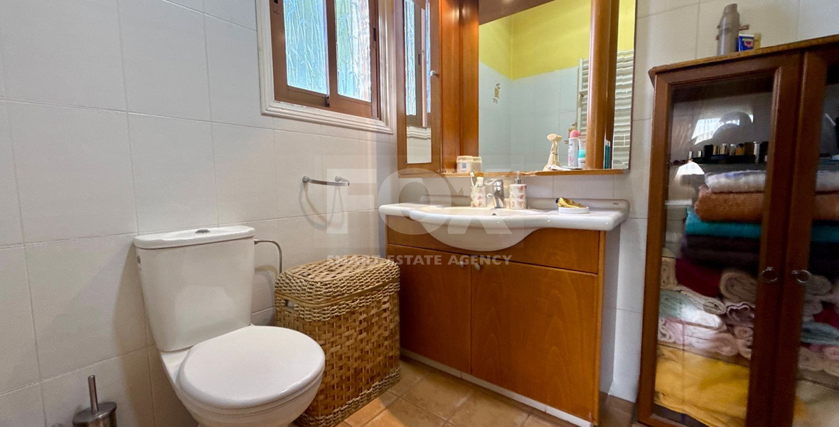 Four bedroom detached villa in two levels  in Agios Georgios Havouzas for sale, Limassol