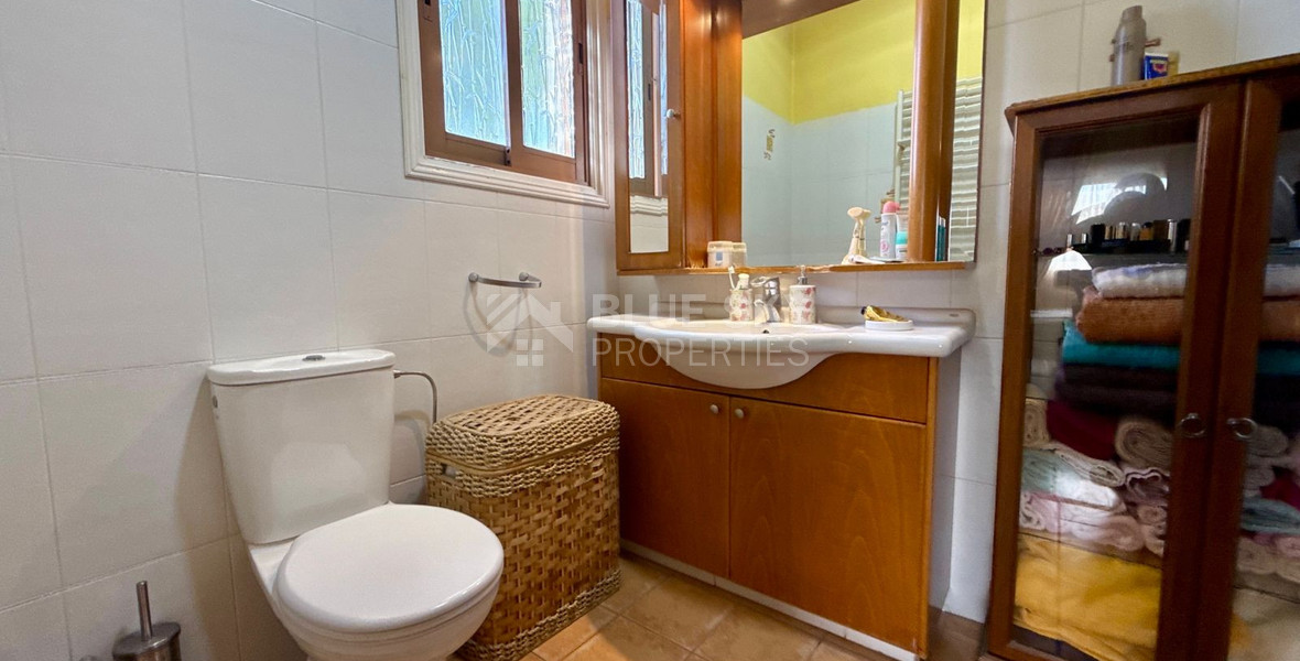 Four bedroom detached villa in two levels  in Agios Georgios Havouzas for sale, Limassol