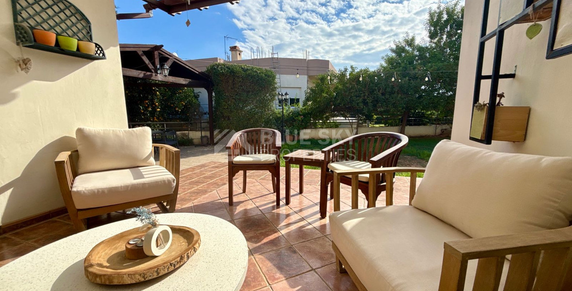 Four bedroom detached villa in two levels  in Agios Georgios Havouzas for sale, Limassol