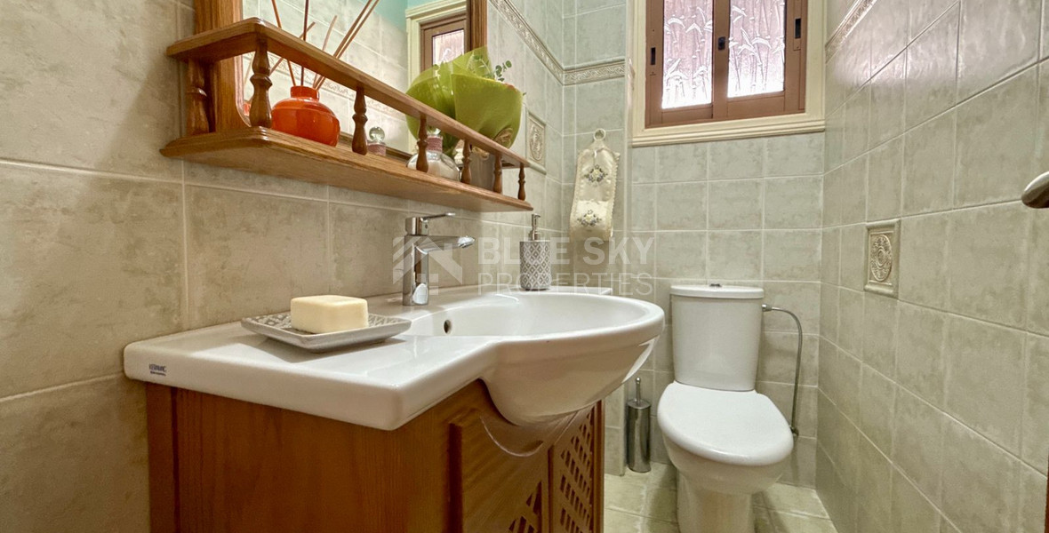 Four bedroom detached villa in two levels  in Agios Georgios Havouzas for sale, Limassol