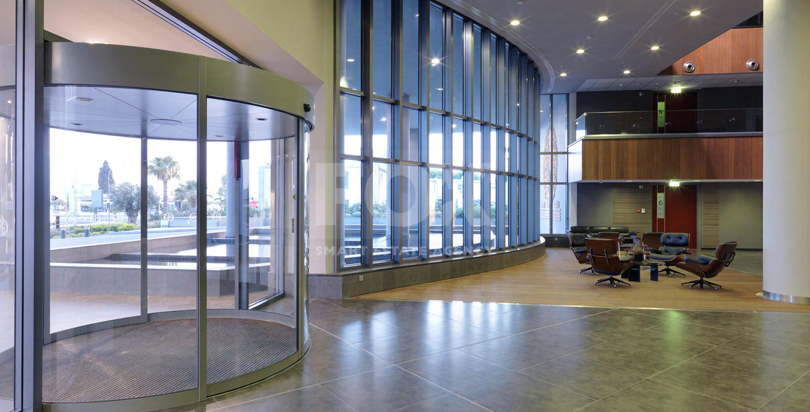 RENT: LUXURY OFFICES NEAR THE NEW PORT IN OMONIA