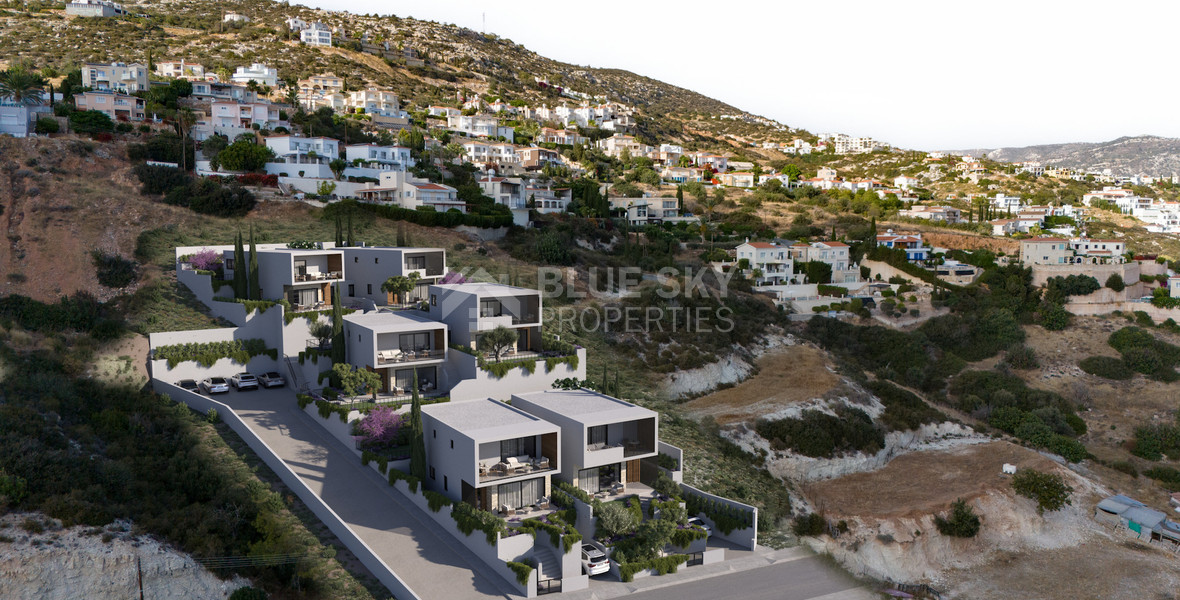 Modern New Three Bedroom Villa in Sunny Peyia