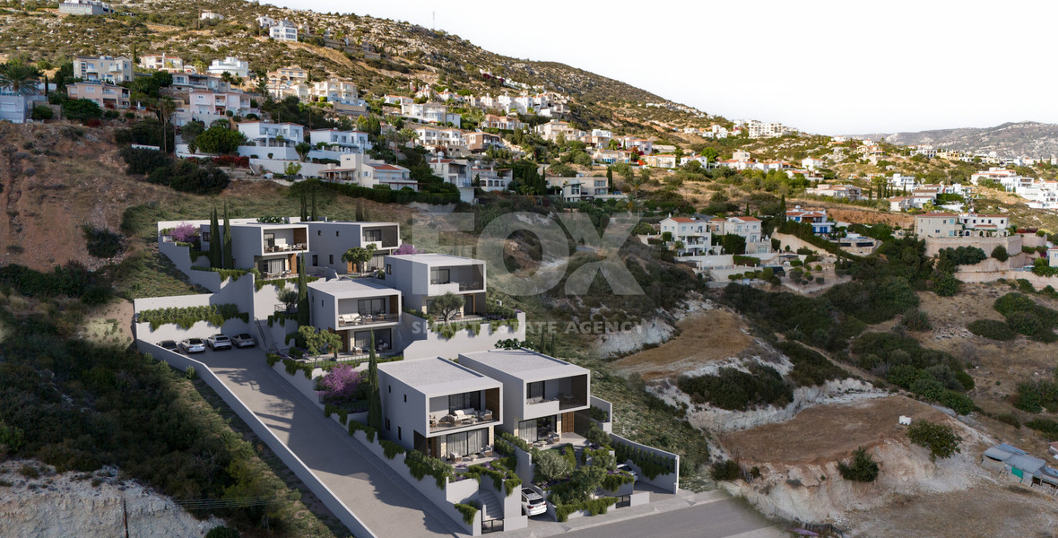 Modern New Three Bedroom Villa in Sunny Peyia