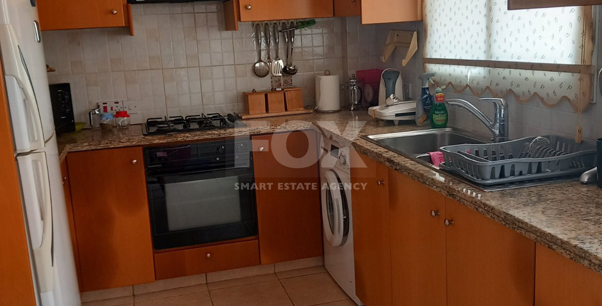 Two bedroom house for rent in Giolou