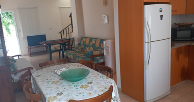 Two bedroom house for rent in Giolou