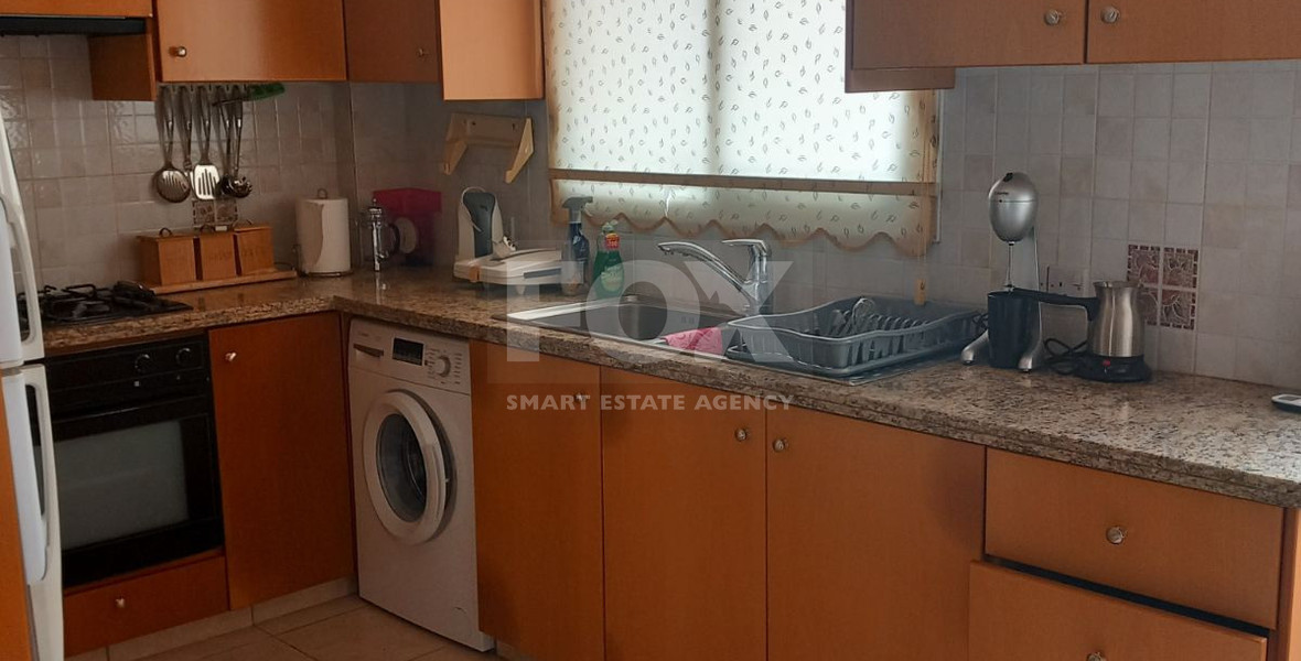 Two bedroom house for rent in Giolou