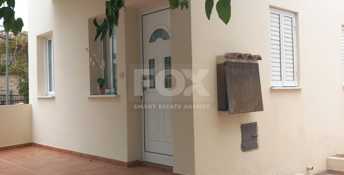 Two bedroom house for rent in Giolou