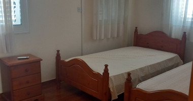 Two bedroom house for rent in Giolou