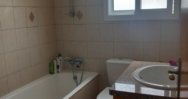 Two bedroom house for rent in Giolou