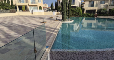 Spacious Furnished Apartment in Central Universal Area,Paphos For Rent