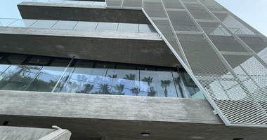 RENT: NEW LUXURY OFFICE BUILDING