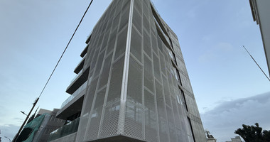 RENT: NEW LUXURY OFFICE BUILDING