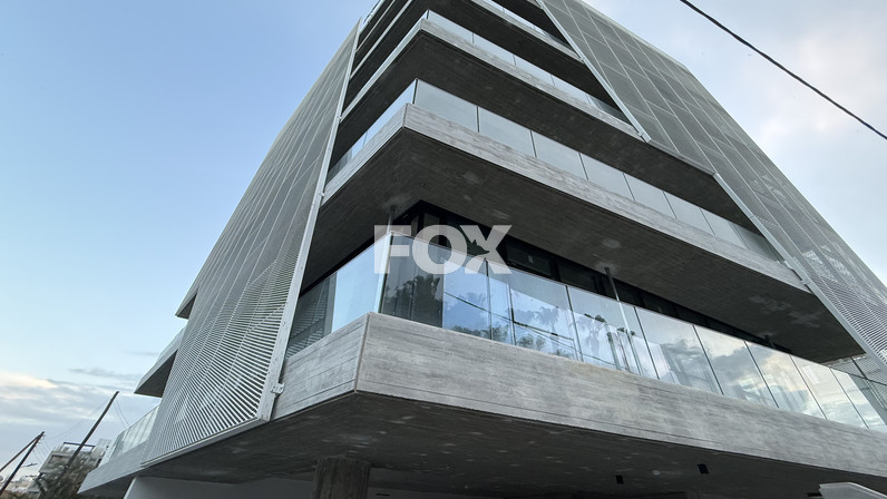 Building 2847 m² for rent in Agia Zoni, Limassol, Cyprus