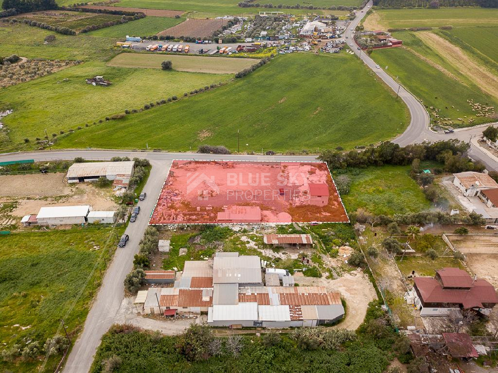 Residential Plot of 2750sqm for Sale in Trachoni, Limassol