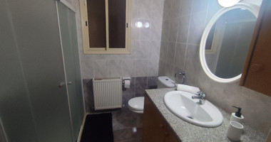 Three bedroom ground floor house in Agios Spyridonas for rent , Limassol