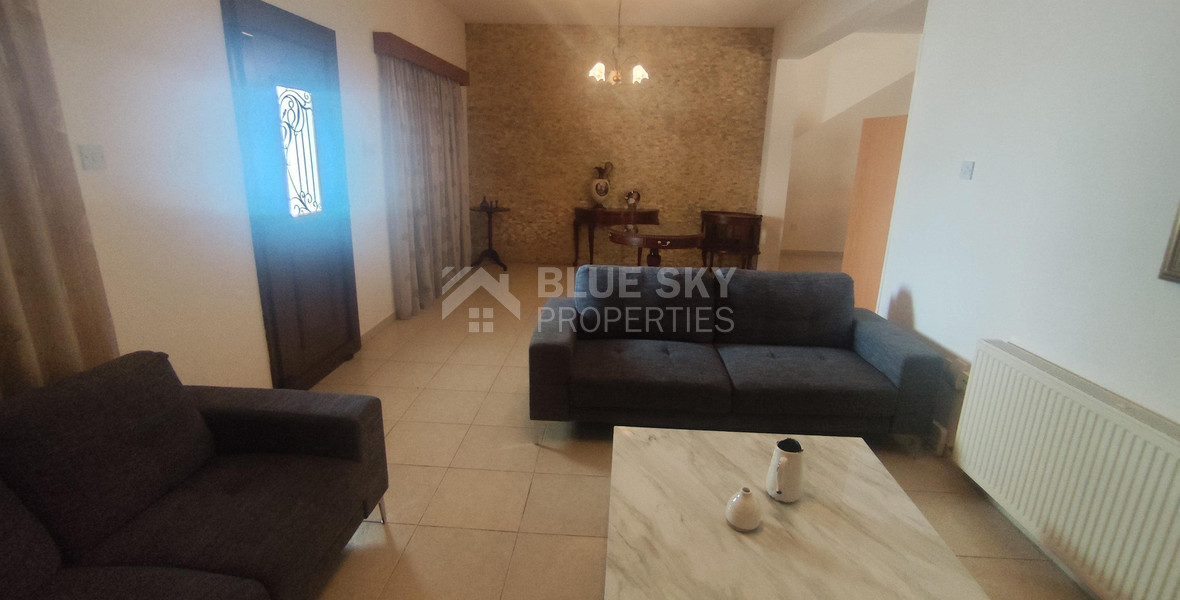 Three bedroom ground floor house in Agios Spyridonas for rent , Limassol