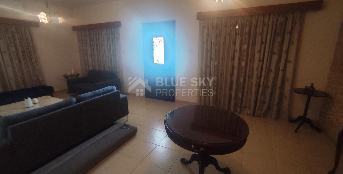 Three bedroom ground floor house in Agios Spyridonas for rent , Limassol