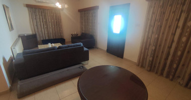 Three bedroom ground floor house in Agios Spyridonas for rent , Limassol