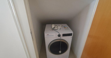 Three bedroom ground floor house in Agios Spyridonas for rent , Limassol