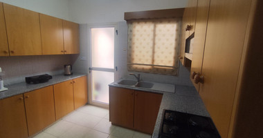 Three bedroom ground floor house in Agios Spyridonas for rent , Limassol