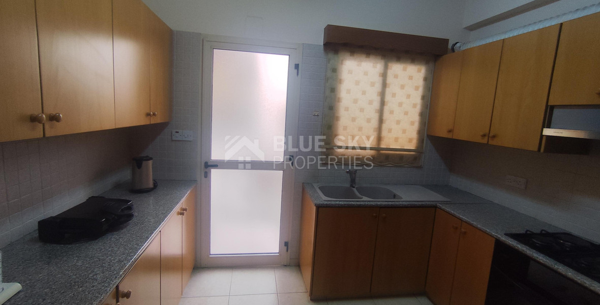 Three bedroom ground floor house in Agios Spyridonas for rent , Limassol