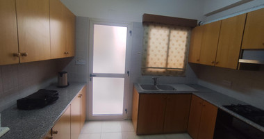 Three bedroom ground floor house in Agios Spyridonas for rent , Limassol