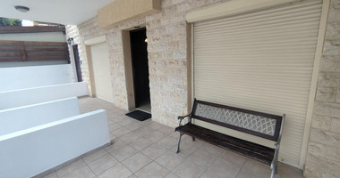Three bedroom ground floor house in Agios Spyridonas for rent , Limassol