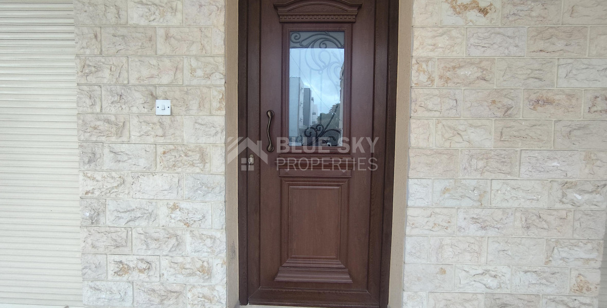 Three bedroom ground floor house in Agios Spyridonas for rent , Limassol
