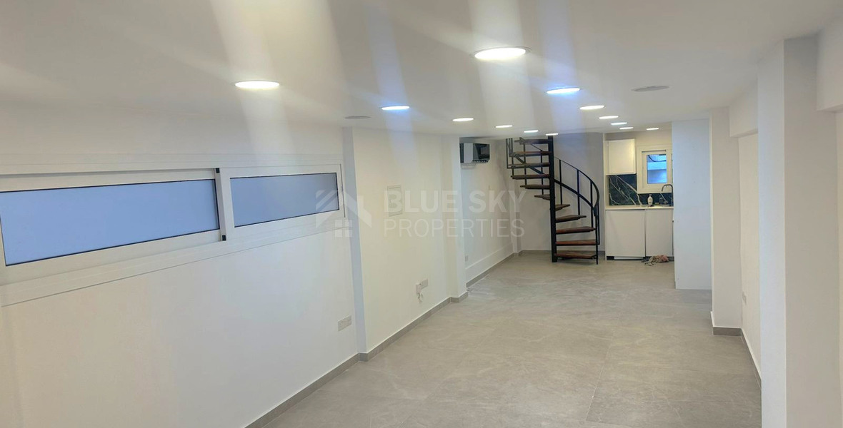 Modern Ground-Floor Office for Sale in Agios Nicolaos – Renovated Workspace