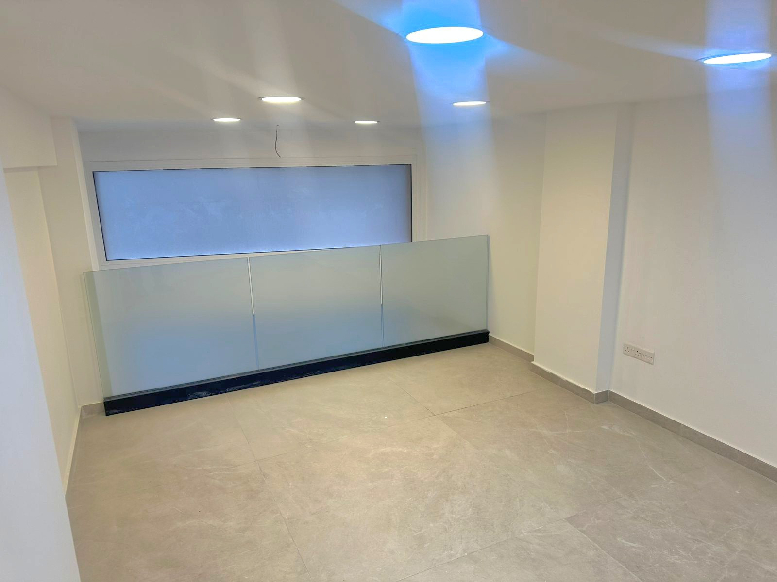 Pomieszczenie biurowe 98 m² Limassol, Cypr