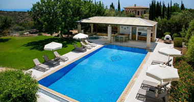 Luxury five Bedroom Cyprus Villa with Panoramic Sea Views & Premium Amenities