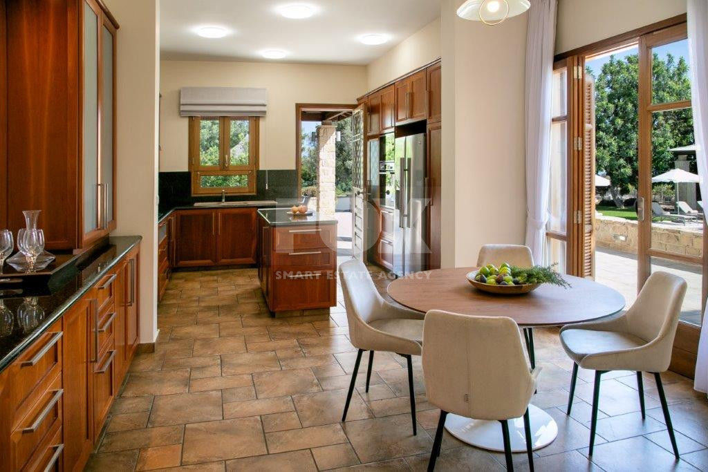 Luxury five Bedroom Cyprus Villa with Panoramic Sea Views & Premium Amenities