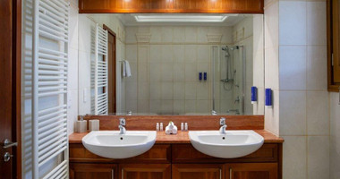 Luxury five Bedroom Cyprus Villa with Panoramic Sea Views & Premium Amenities