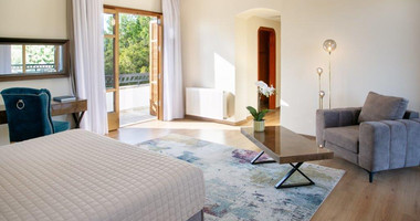 Luxury five Bedroom Cyprus Villa with Panoramic Sea Views & Premium Amenities