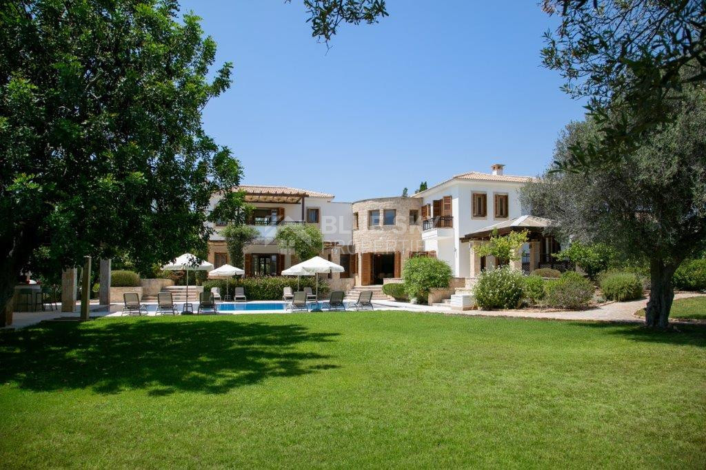 Luxury five Bedroom Cyprus Villa with Panoramic Sea Views & Premium Amenities