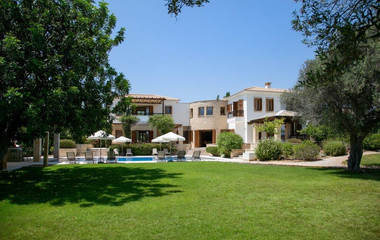 Luxury five Bedroom Cyprus Villa with Panoramic Sea Views & Premium Amenities