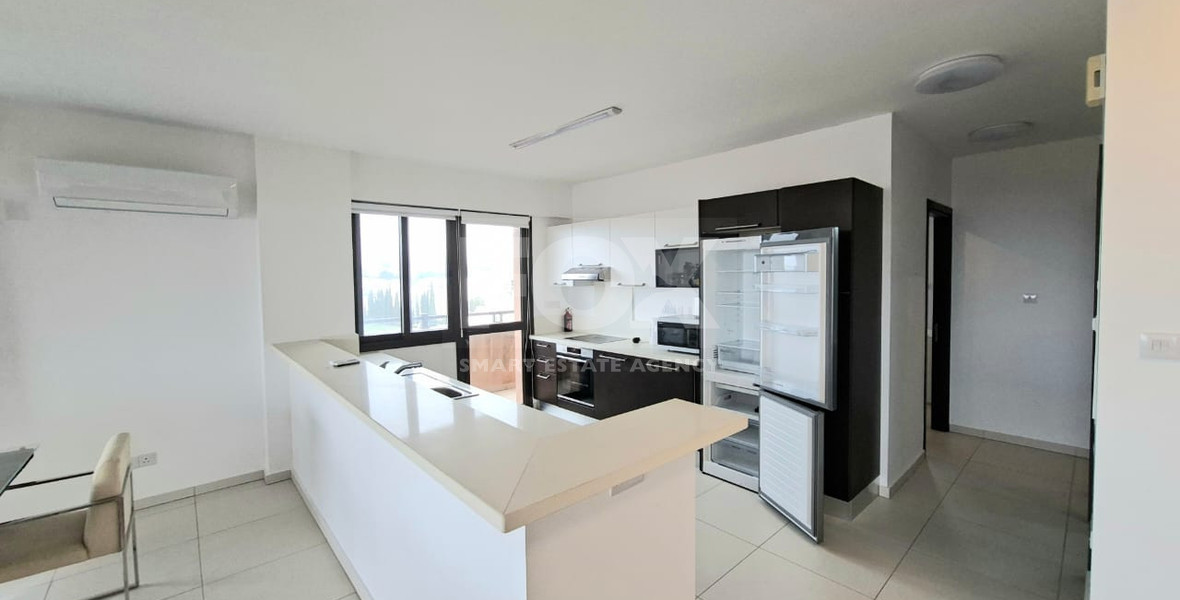 Prime Universal Top-Floor Three-Bed Apartment for sale