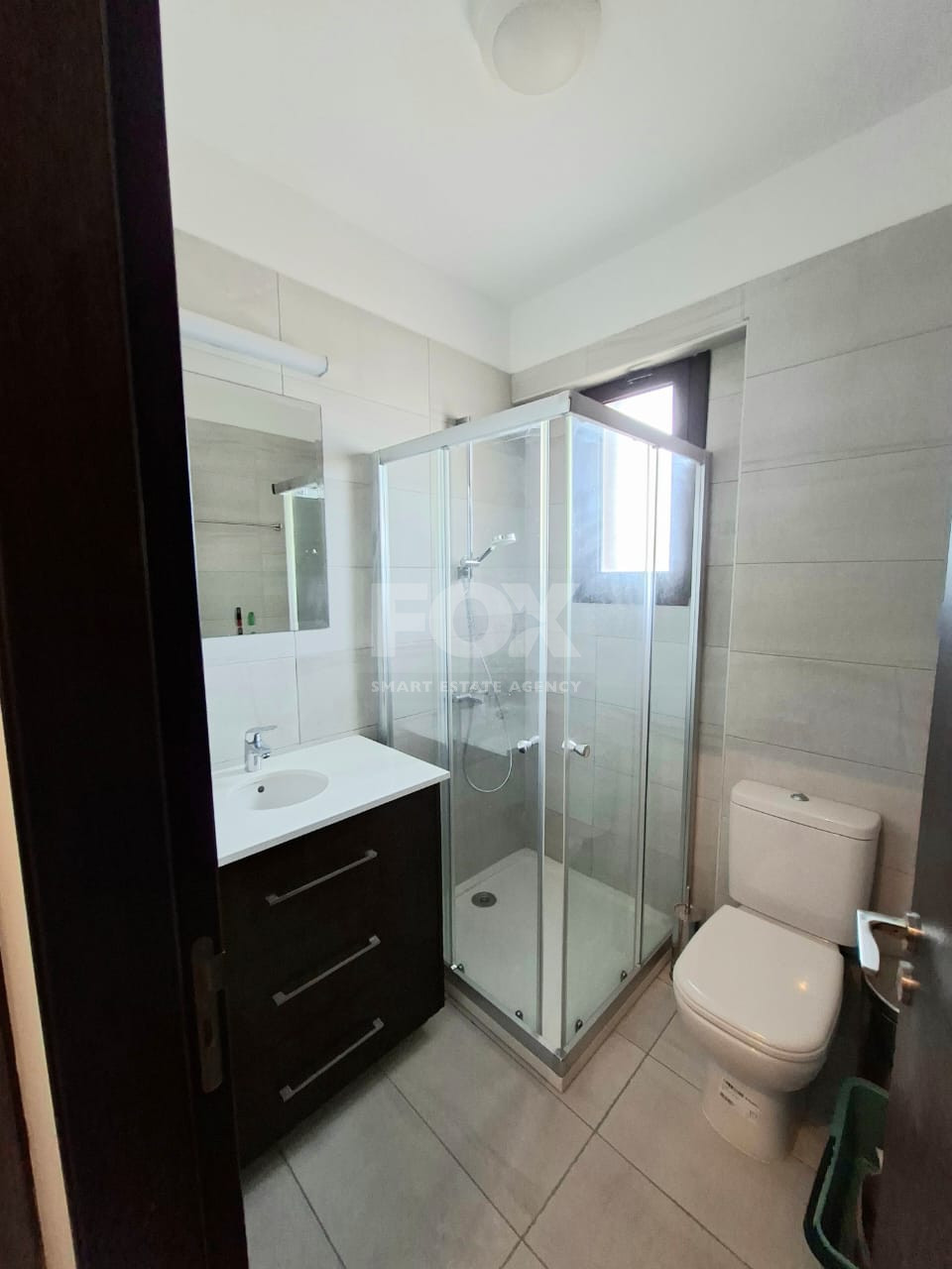 Prime Universal Top-Floor Three-Bed Apartment for sale