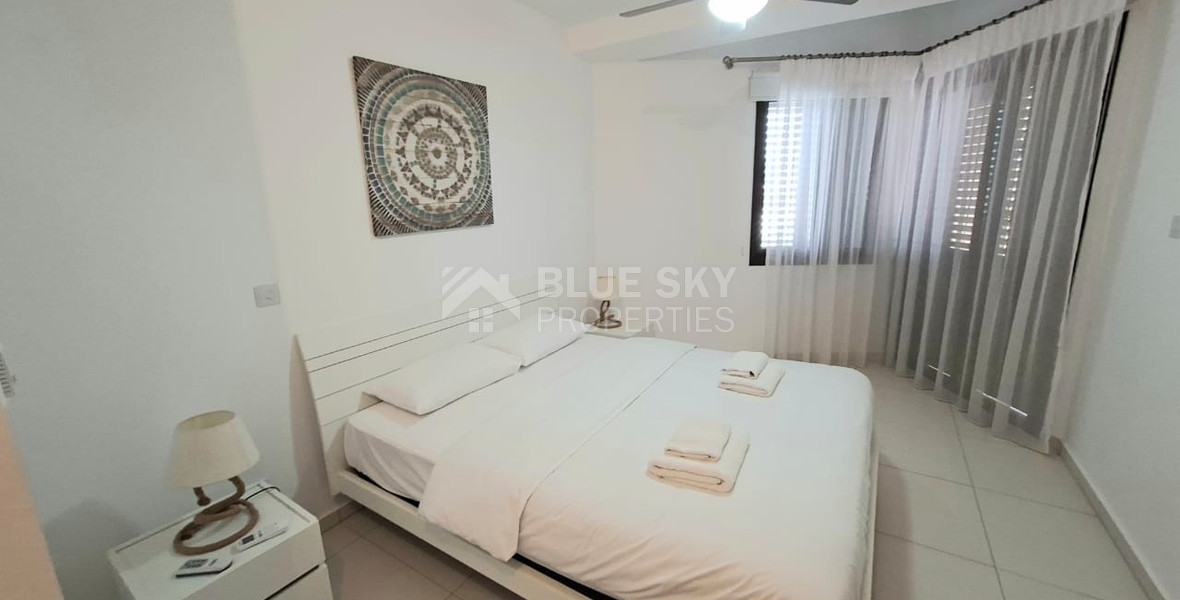 Prime Universal Top-Floor Three-Bed Apartment for sale