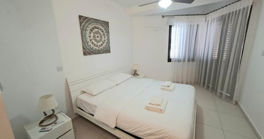Prime Universal Top-Floor Three-Bed Apartment for sale