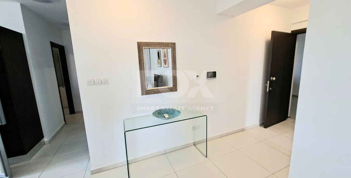 Prime Universal Top-Floor Three-Bed Apartment for sale