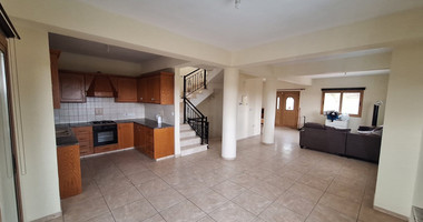 Four bedroom detached unfurnished house for rent in Tsada, Paphos