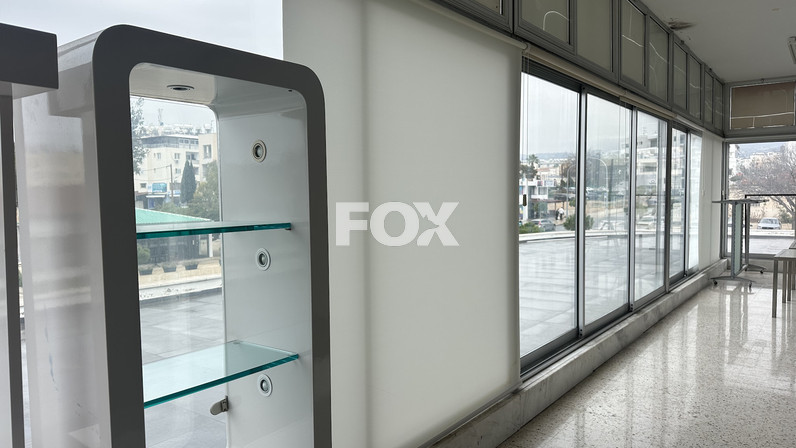 Building 500 m² for rent in Pafos, Paphos, Cyprus