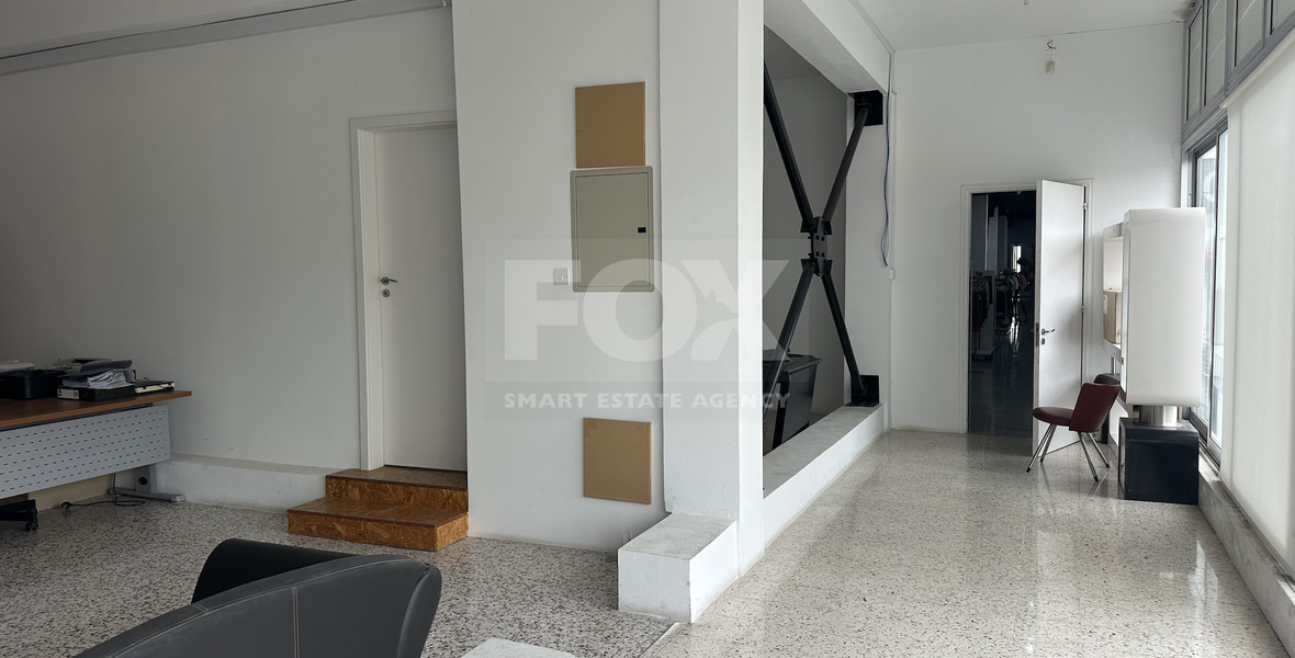 Prime 500m² Commercial Space on High-Traffic Road – Paphos