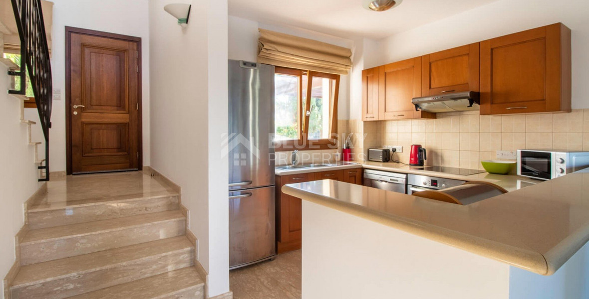 Luxury three Bedroom Villa with Private Pool & Golf Course Views