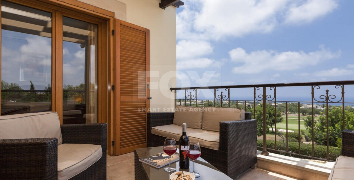 Luxury five Bedroom Villa on Eastern Plateau with Sea Views, Pool & Private Tennis Court, for sale